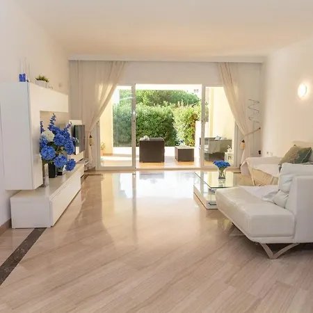 Hp103 - Spacious 2 Bed Ground Floor Marbella