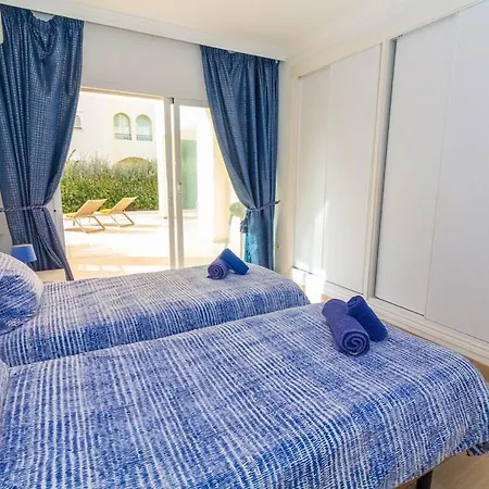 Hp103 - Spacious 2 Bed Ground Floor Apartment